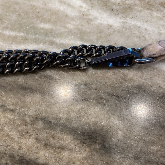 Rebecca Minkoff  Chevron Quilted Crossbody Bag Gray Removable Strap Clutch
C - Picture 12 of 13